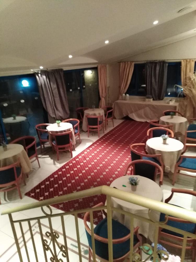 Costa Blu Hotel Mpenitses Eksteriør billede