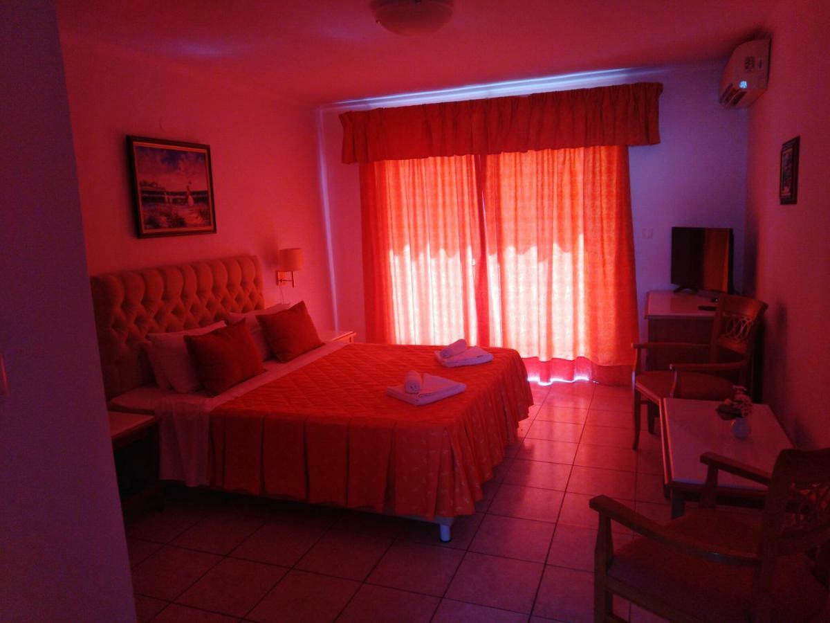 Costa Blu Hotel Mpenitses Eksteriør billede